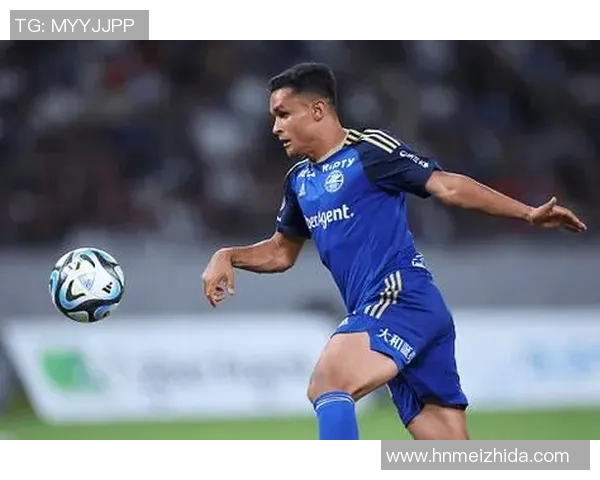 町田泽维亚与鹿岛鹿角激战正酣实时比分更新与赛况分析